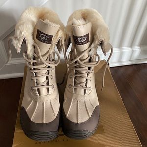 UGG - ADIRONDACK BOOTS , WATERPROOF
